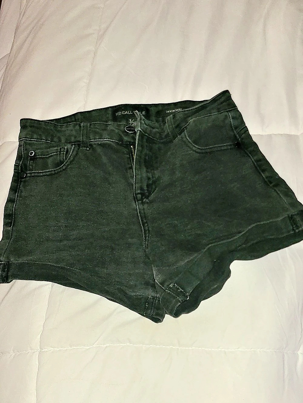 KENDALL + KYLIE The Icon Short Black Jean Shorts Waist 26/ Size 3